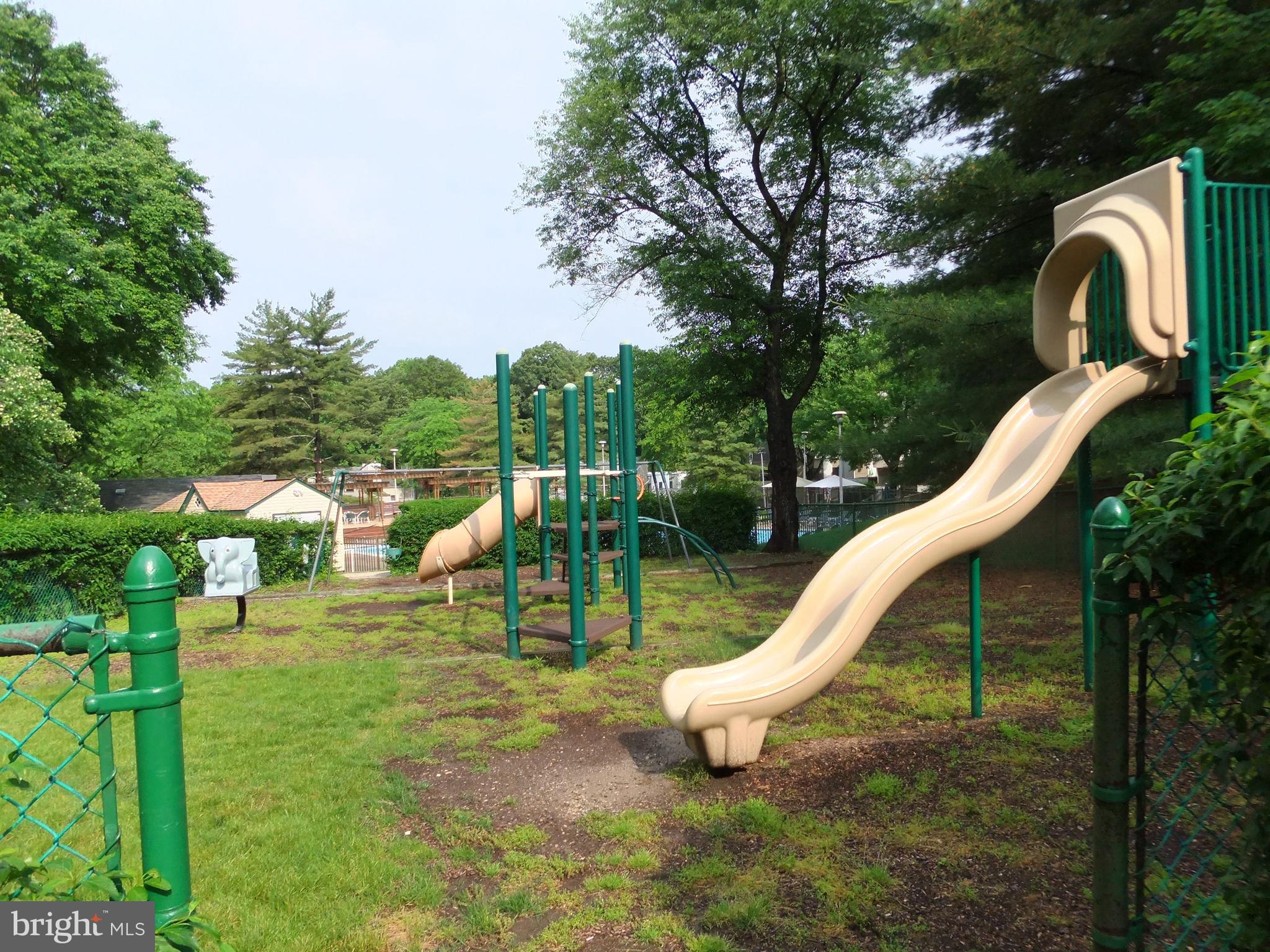 OAK HILL - Residential