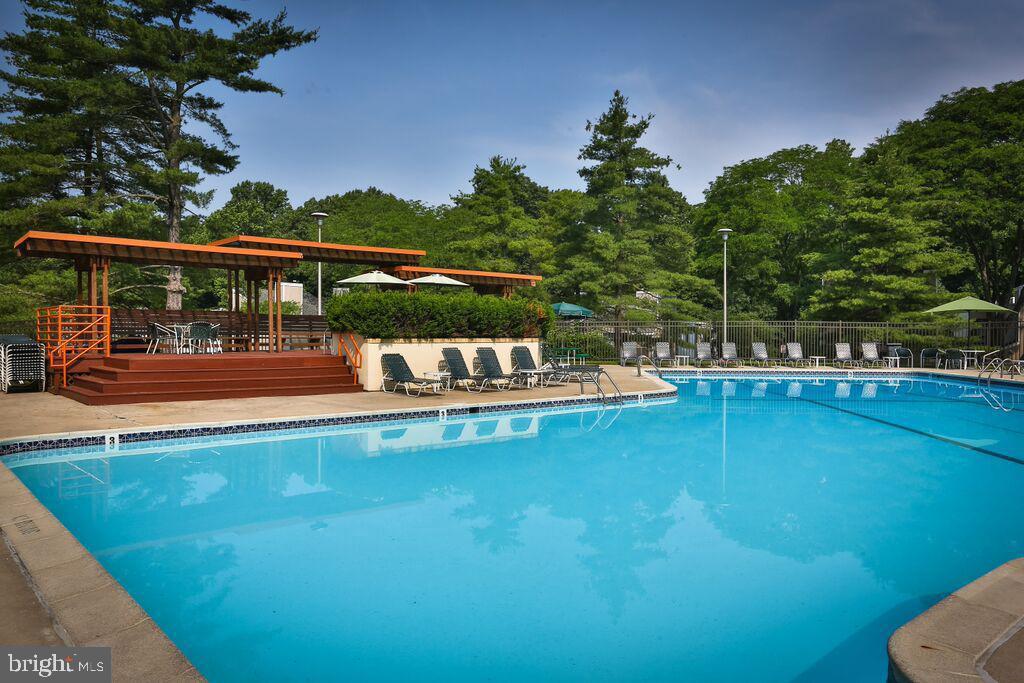 OAK HILL - Residential