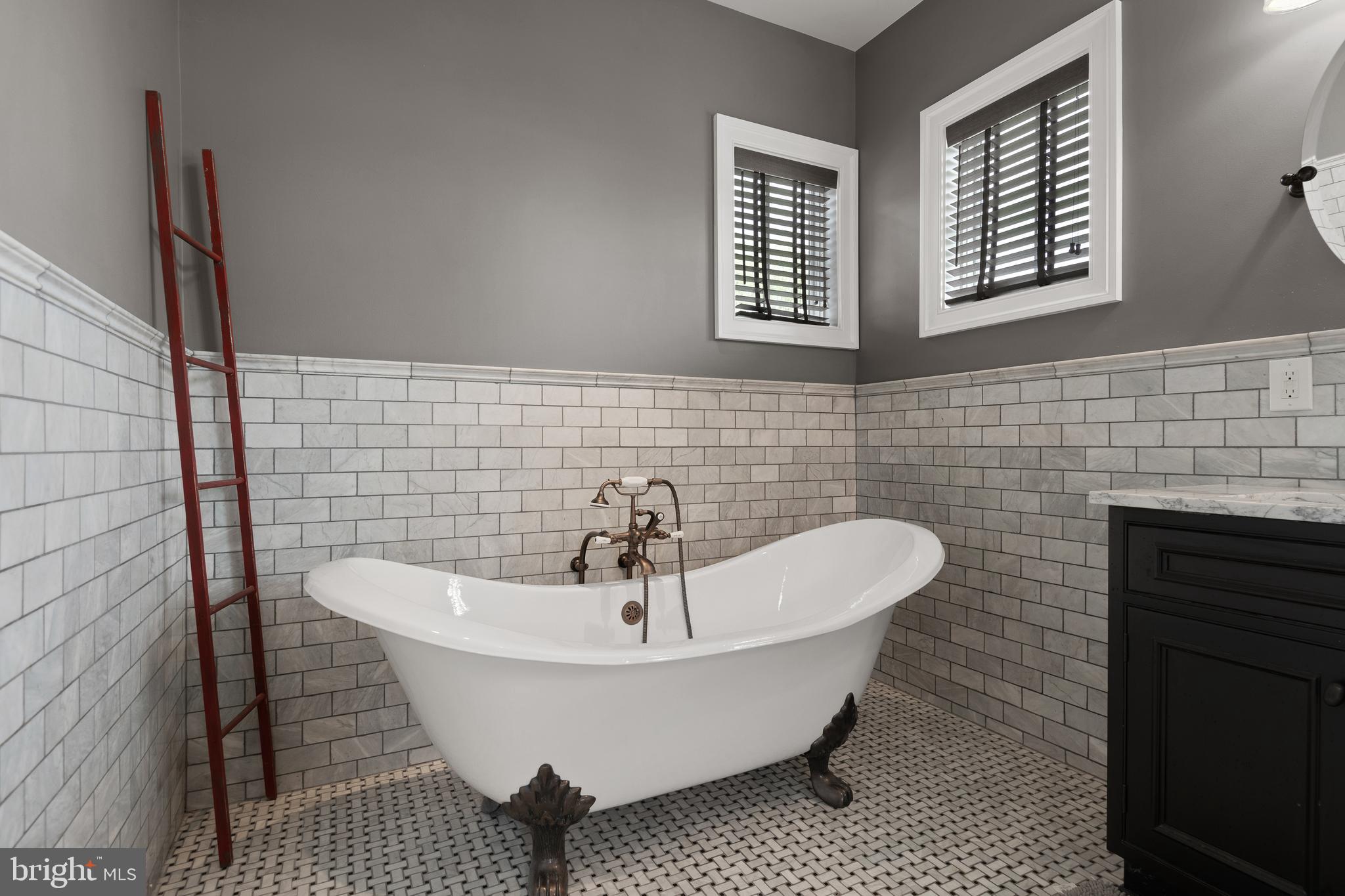 BUCKWOOD HILLS - Residential
