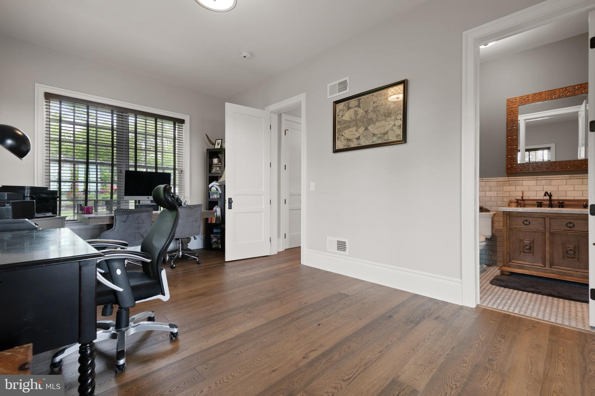 BUCKWOOD HILLS - Residential