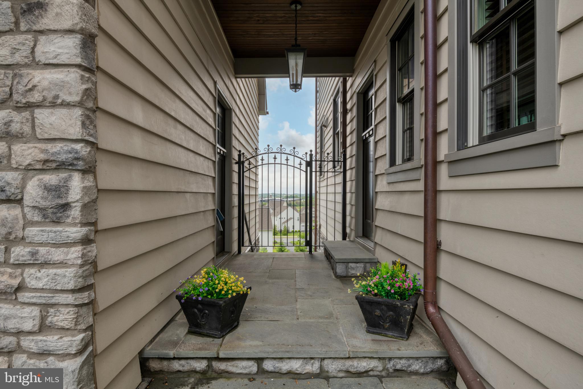 BUCKWOOD HILLS - Residential