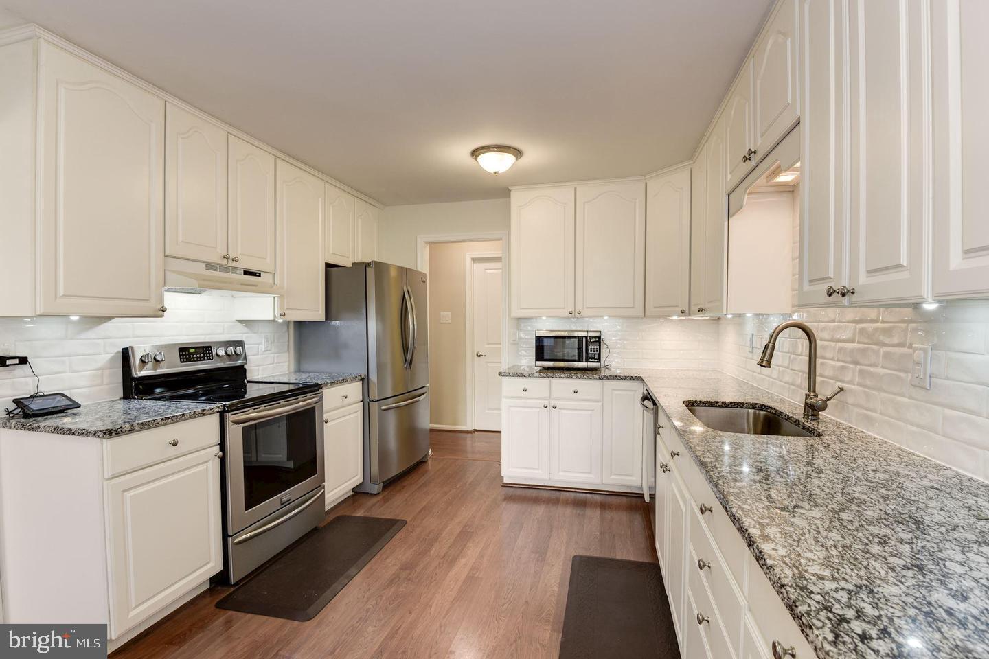 CROWNLEIGH - Residential