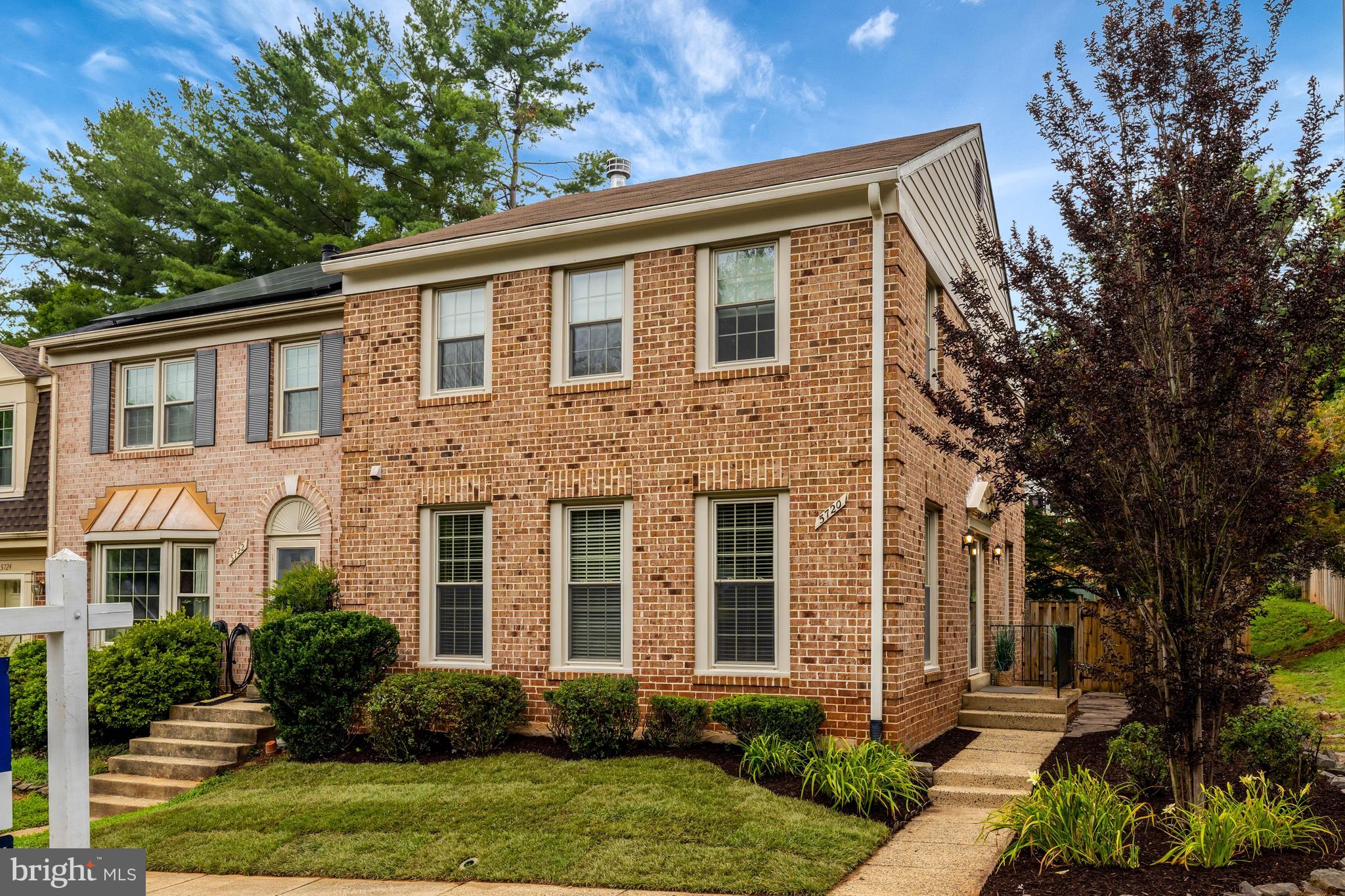 CROWNLEIGH - Residential
