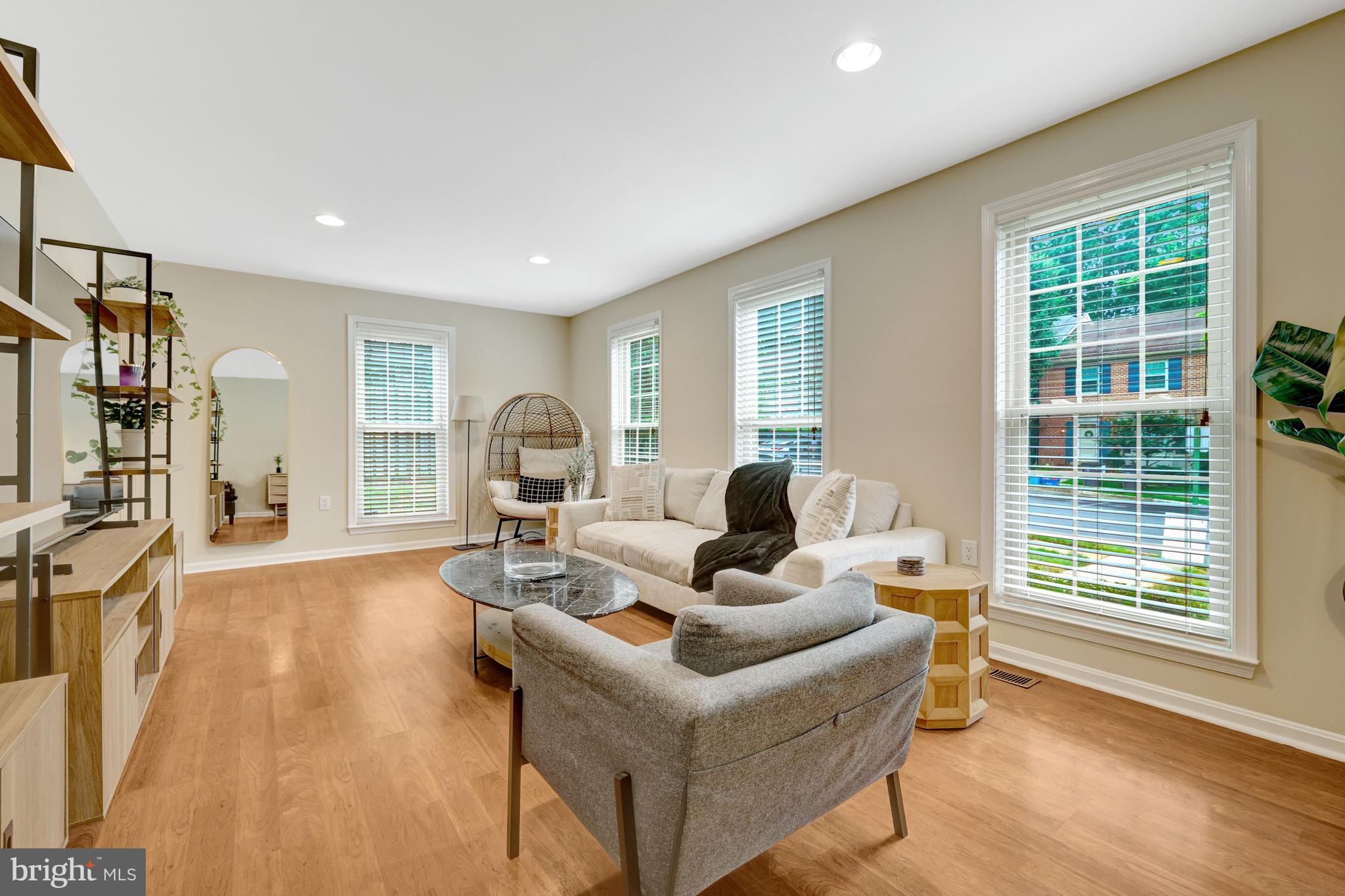 CROWNLEIGH - Residential