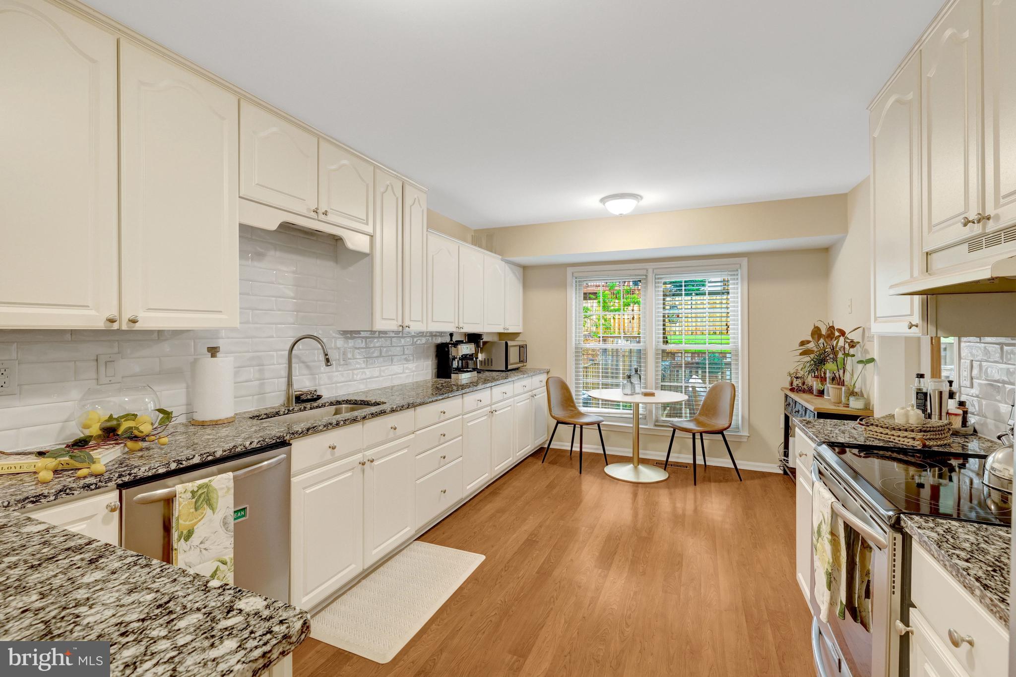 CROWNLEIGH - Residential