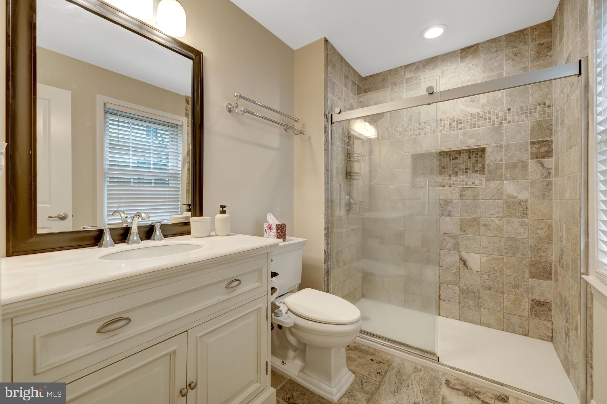 CROWNLEIGH - Residential