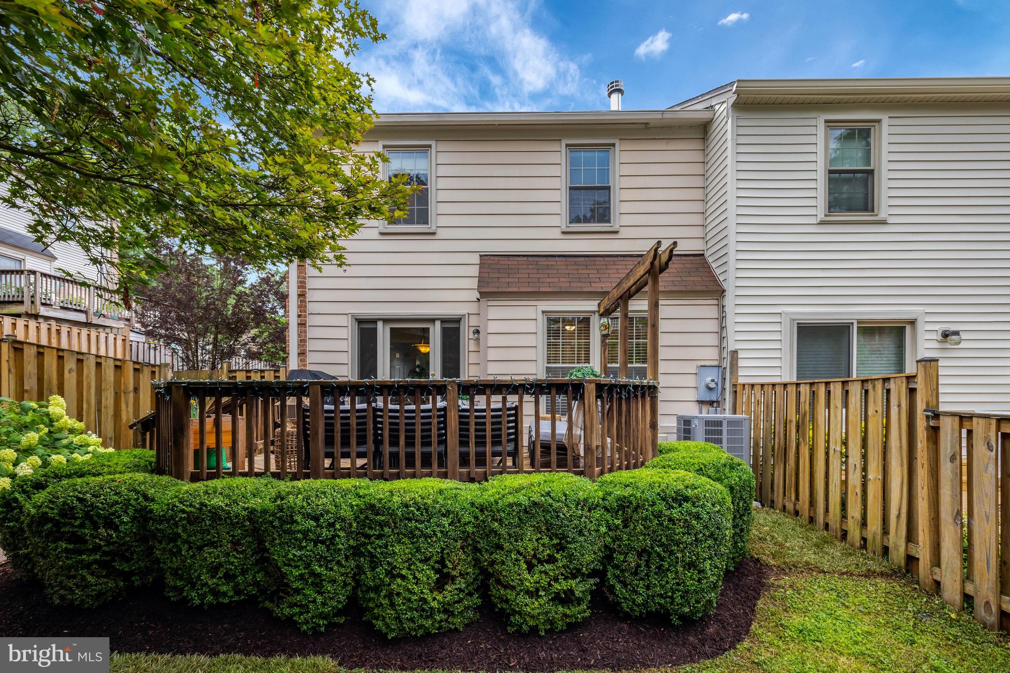 CROWNLEIGH - Residential