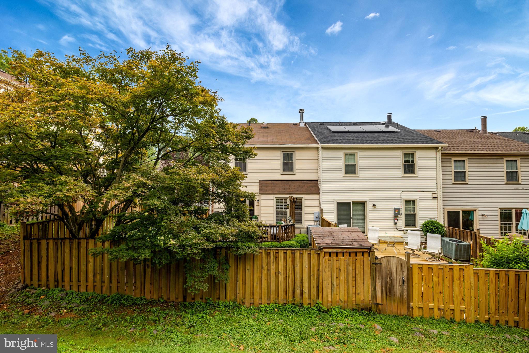 CROWNLEIGH - Residential