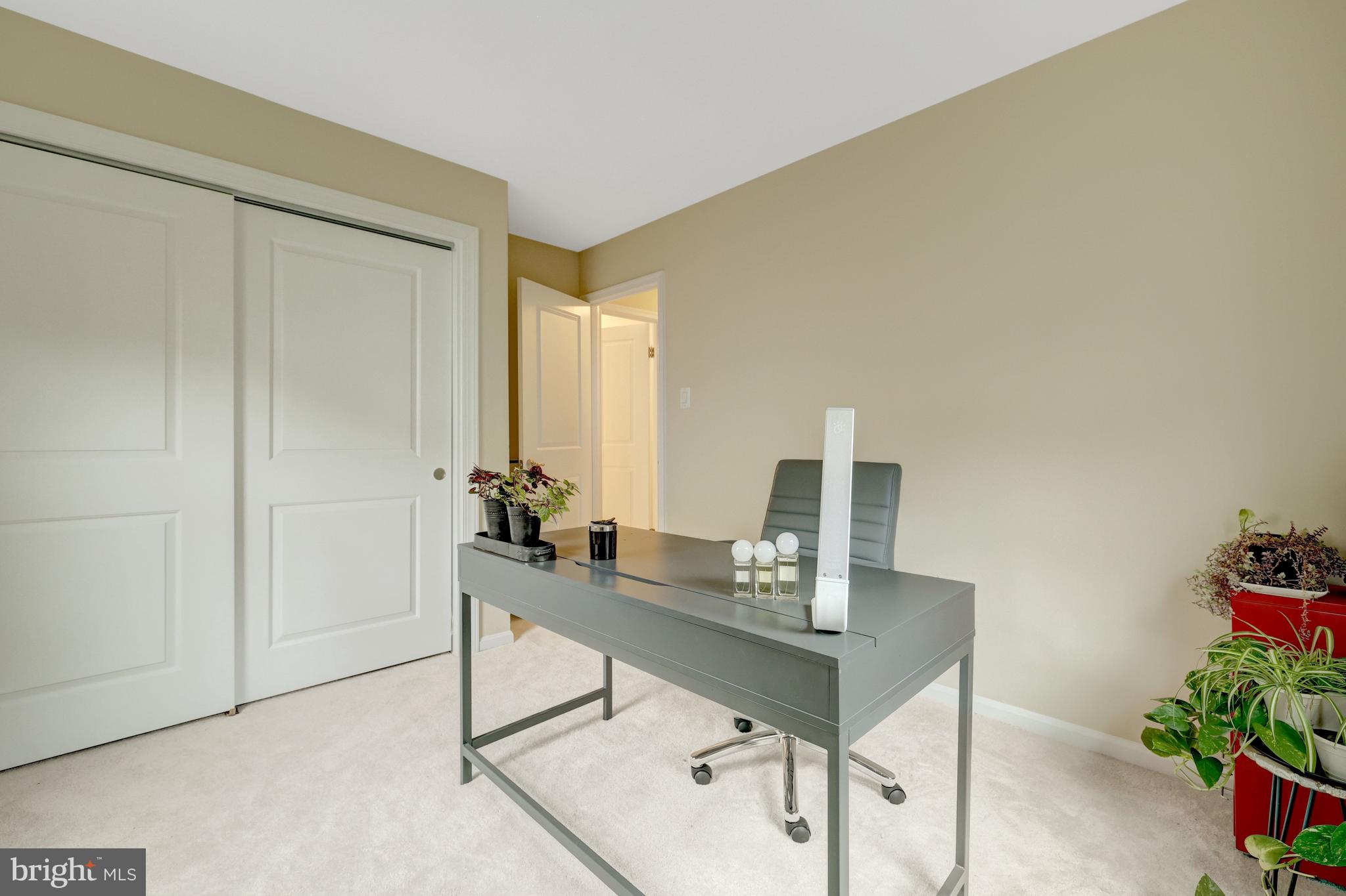 CROWNLEIGH - Residential