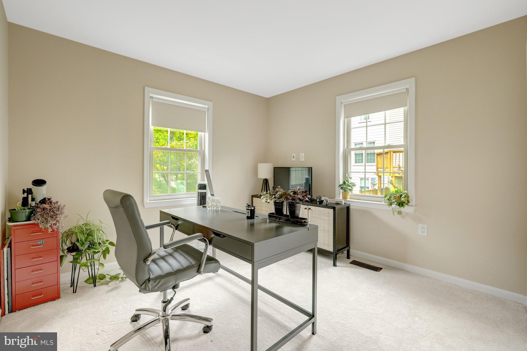 CROWNLEIGH - Residential
