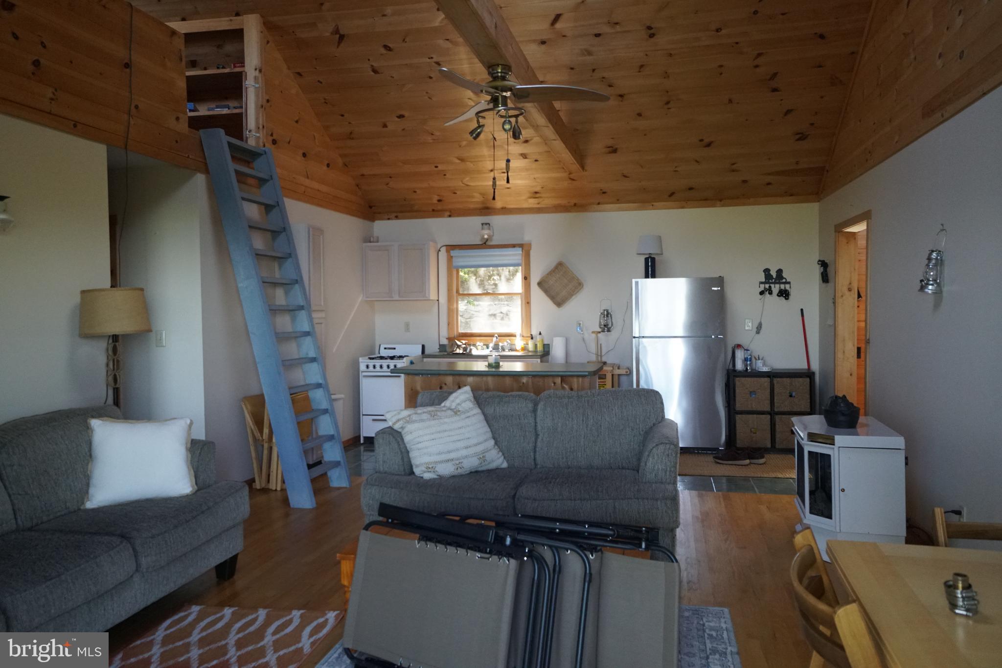 KILE KNOB - Residential