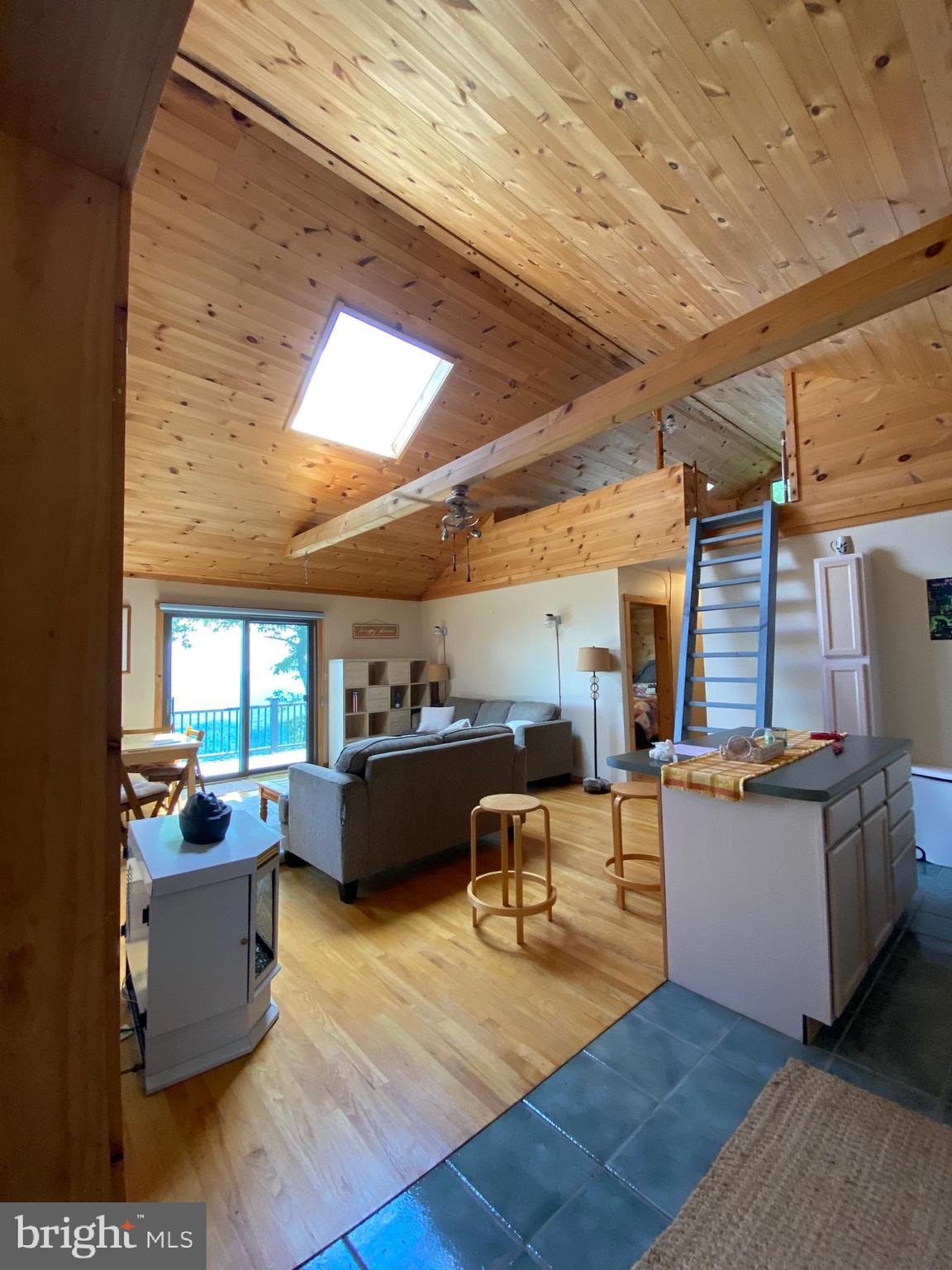KILE KNOB - Residential