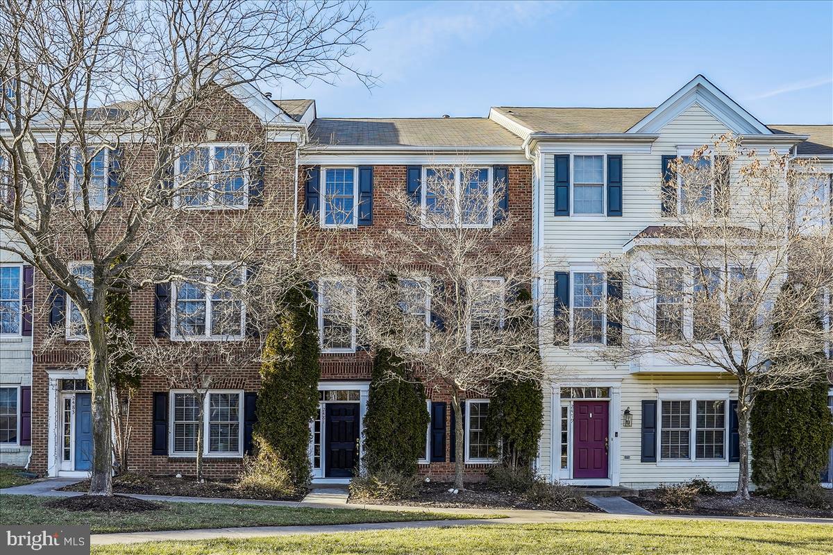 COPPERMINE CROSSING - Residential Lease