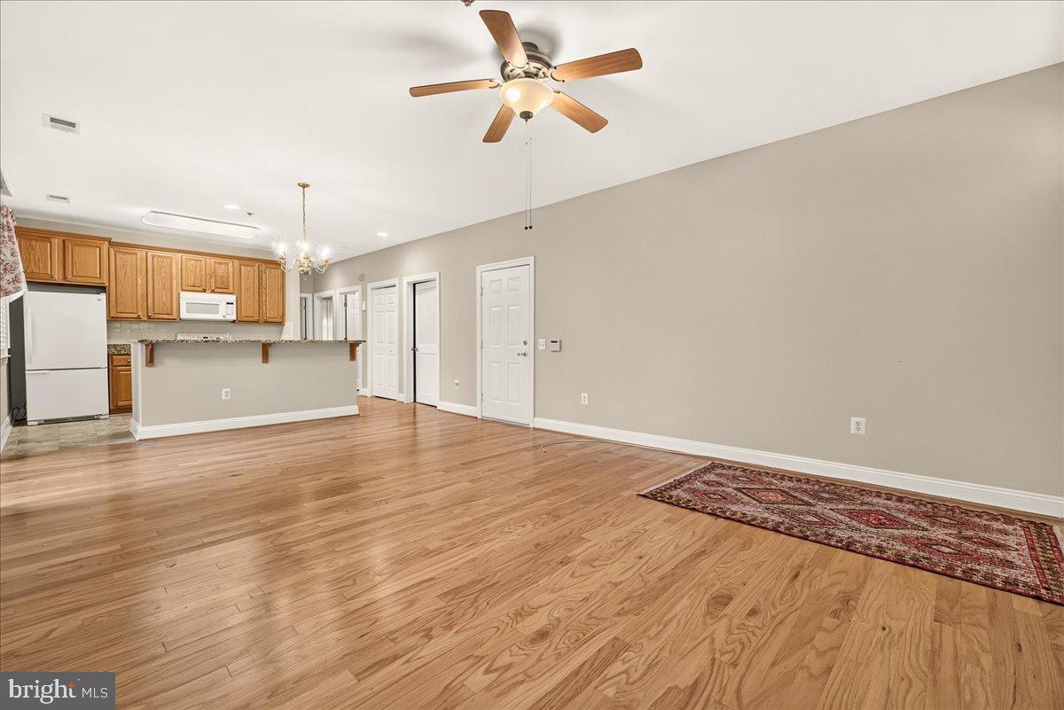 MEADOW RIDGE VILLAS CODM - Residential
