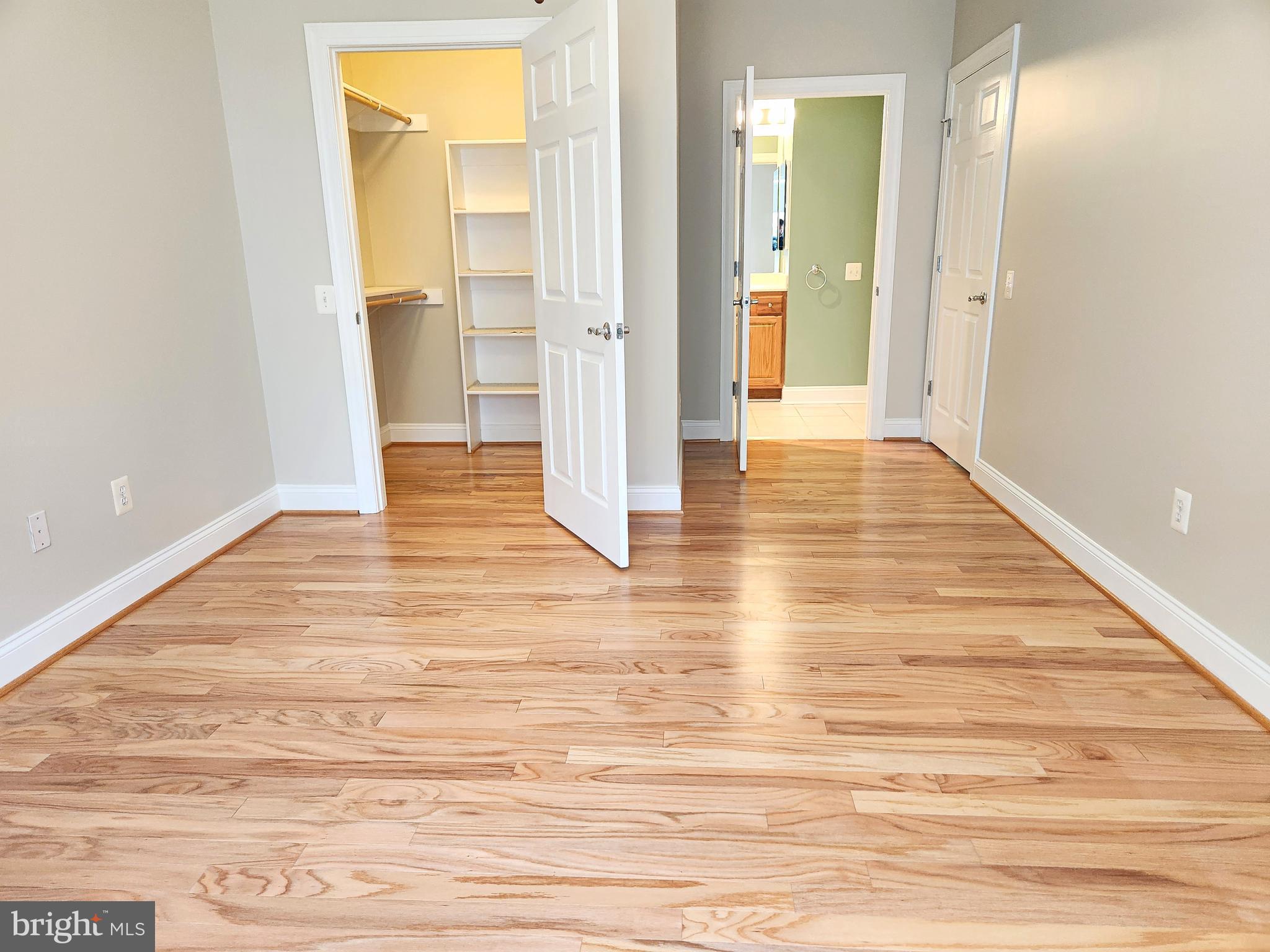 MEADOW RIDGE VILLAS CODM - Residential