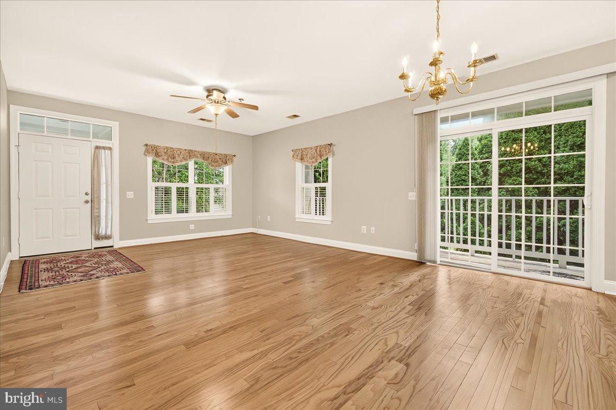 MEADOW RIDGE VILLAS CODM - Residential