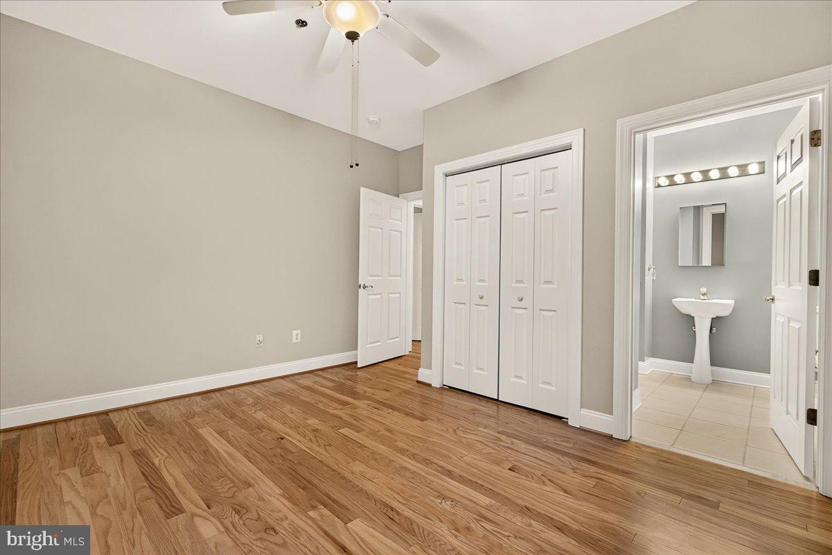 MEADOW RIDGE VILLAS CODM - Residential
