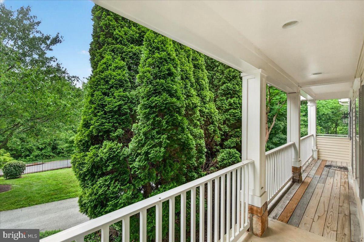 MEADOW RIDGE VILLAS CODM - Residential