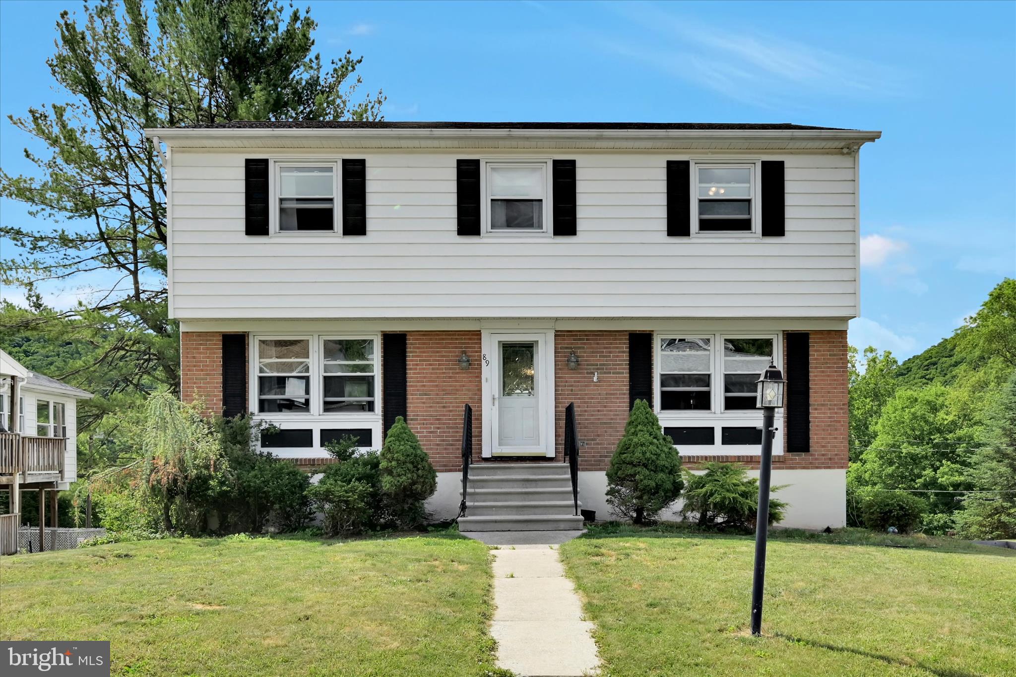 FOREST HILLS - Residential