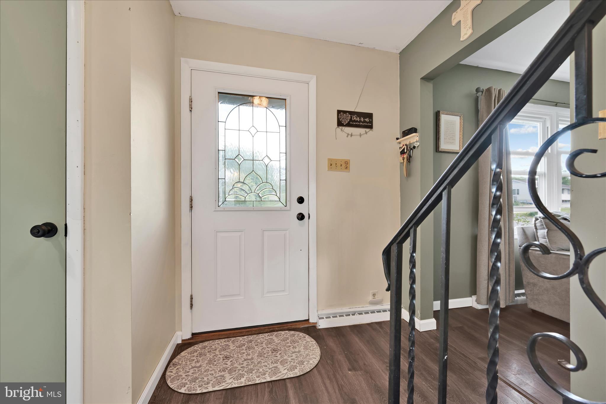 FOREST HILLS - Residential