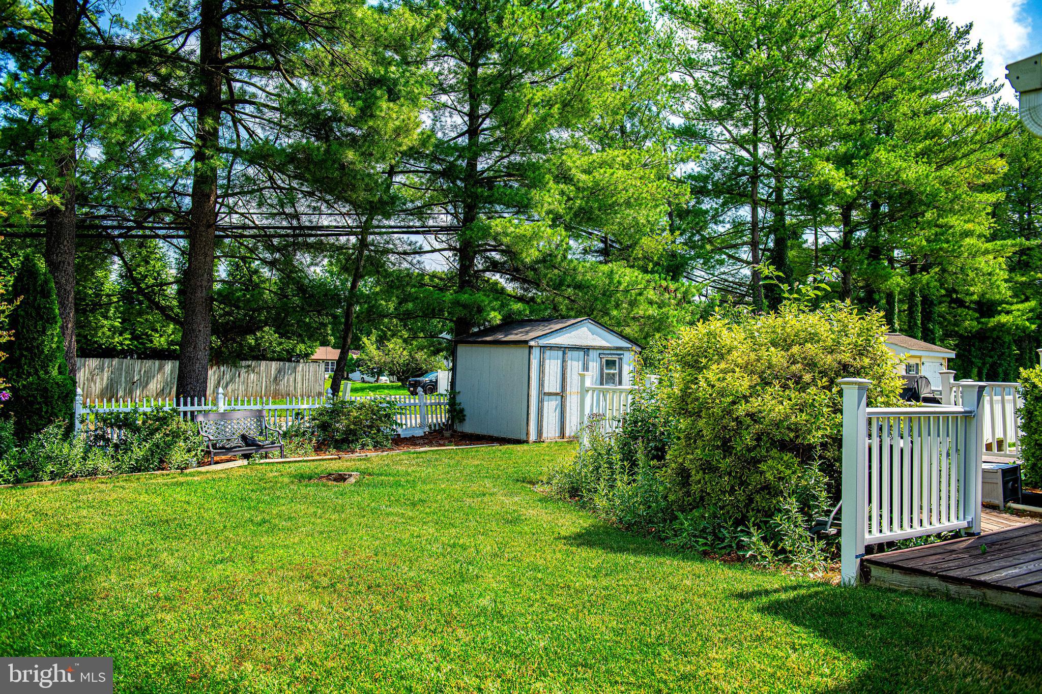 BRENTWOOD PARK - Residential