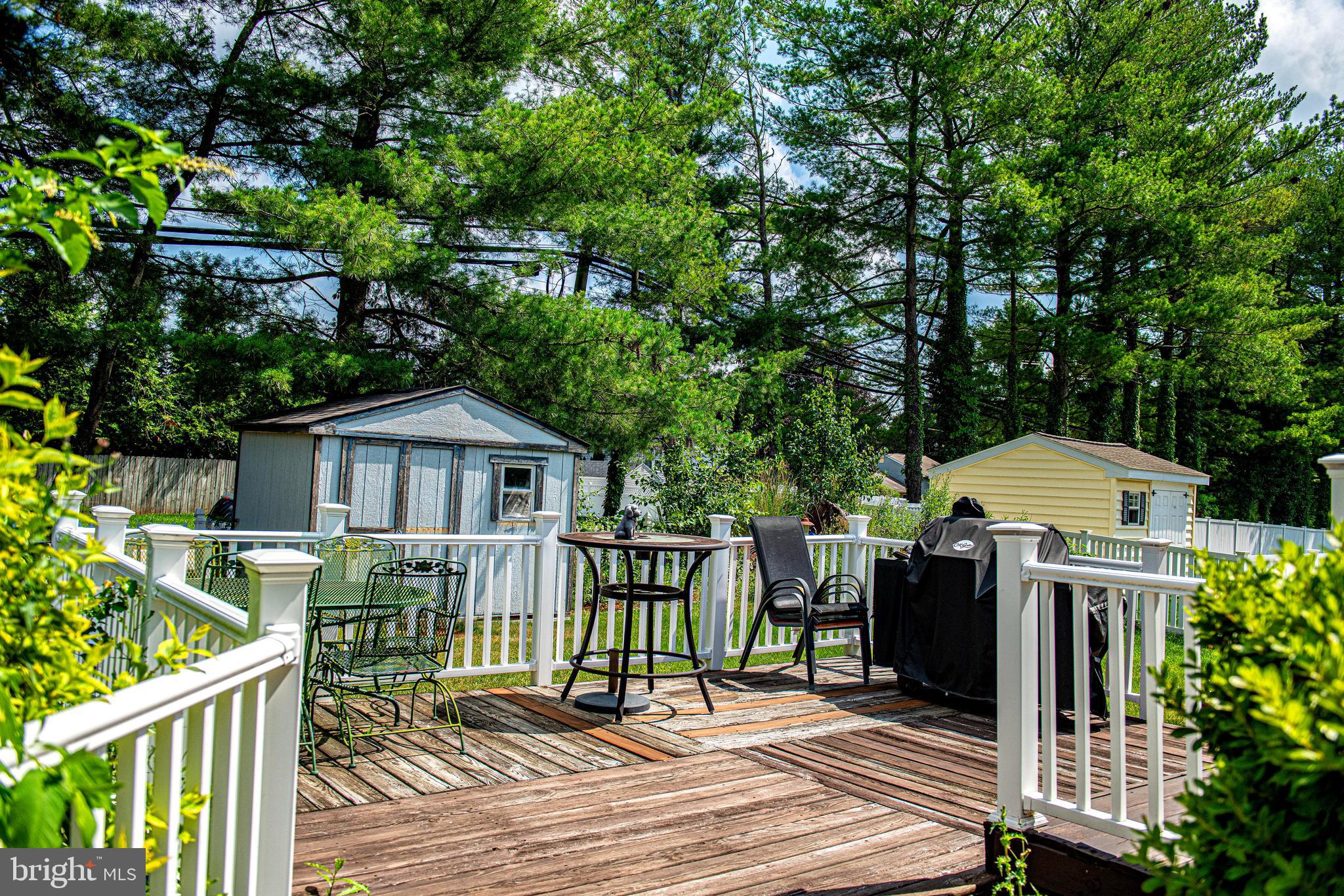 BRENTWOOD PARK - Residential