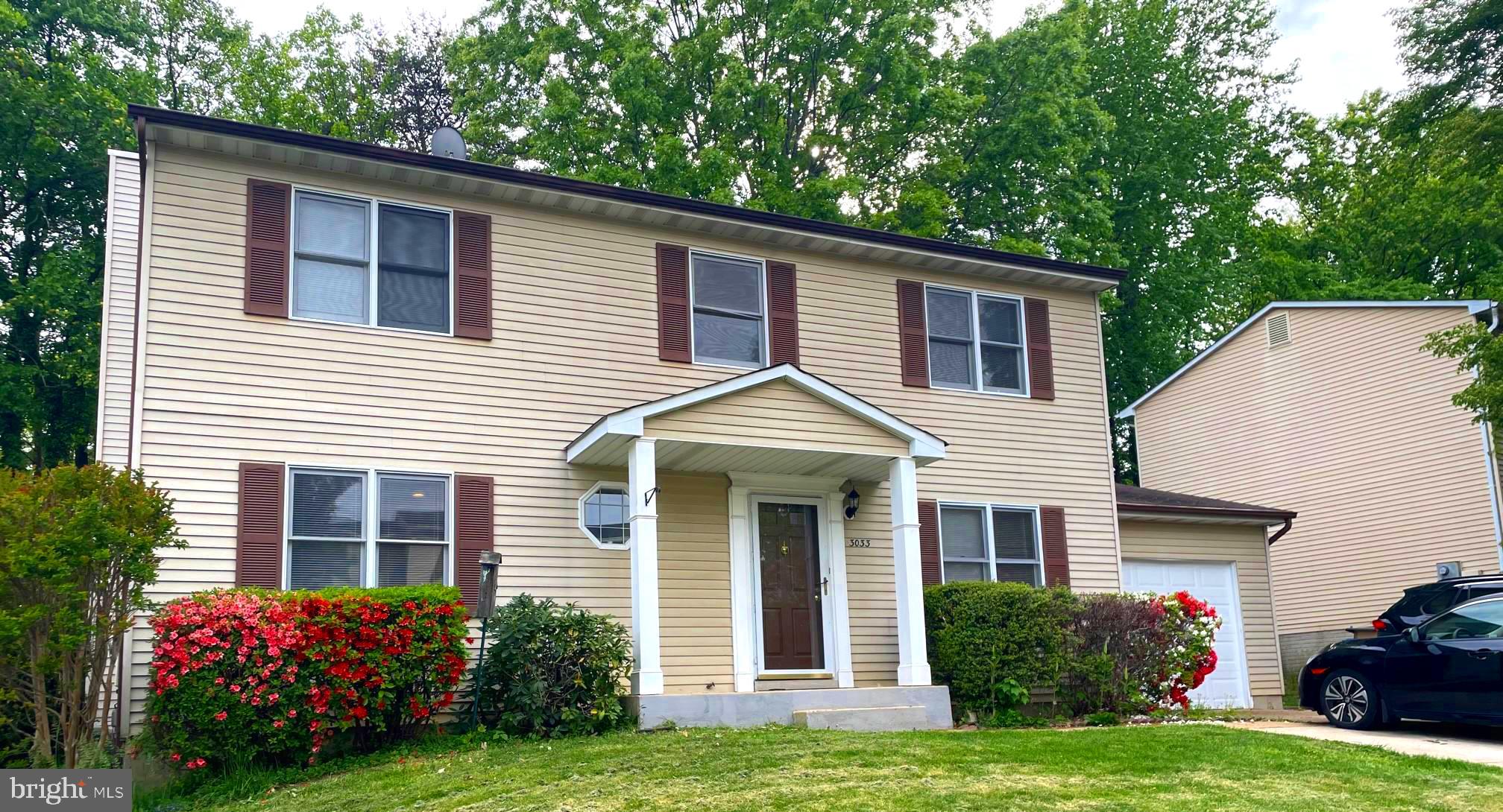 Updated and well maintained single family home in sought after Five Oak Estates. Tenants can enjoy spacious bedrooms, bathrooms, and living spaces. Gorgeous kitchen with stainless steel appliances, granite countertops, newer cabinets, and a lovely backsplash design. Fully fenced rear yard and back deck that stretches' the entire width of the home make this a perfect place to entertain. Fantastic location, just minutes away from Fairfax/Vienna Metro, I-66, 50, 123, Mosaic District, and so much more! Professionally Managed!