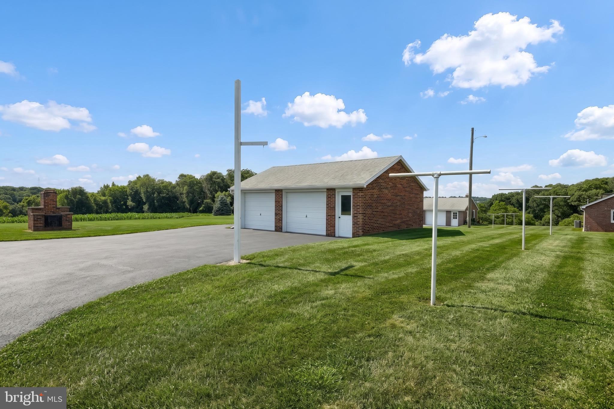 HOPEWELL - Residential