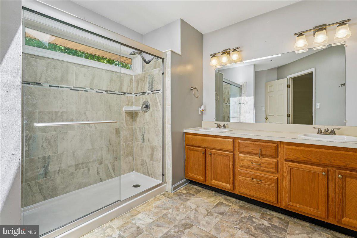 NORTH GATE TOWNE HOMES - Residential