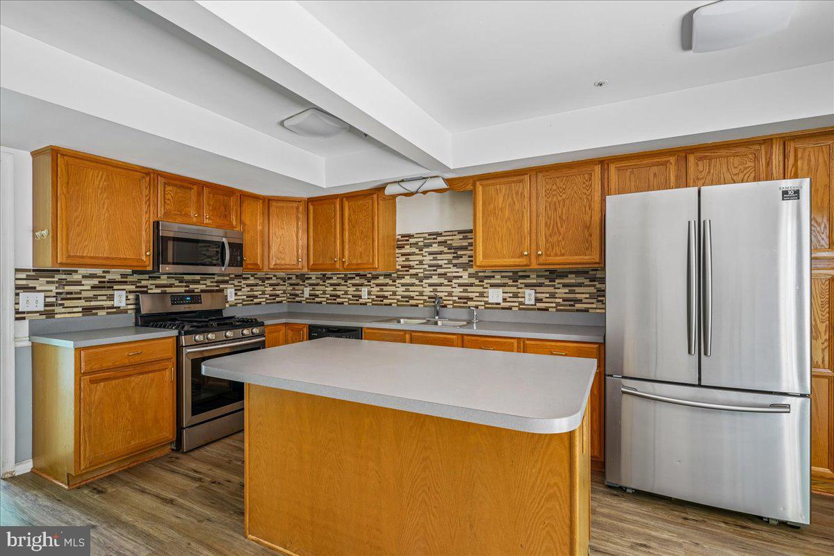 NORTH GATE TOWNE HOMES - Residential