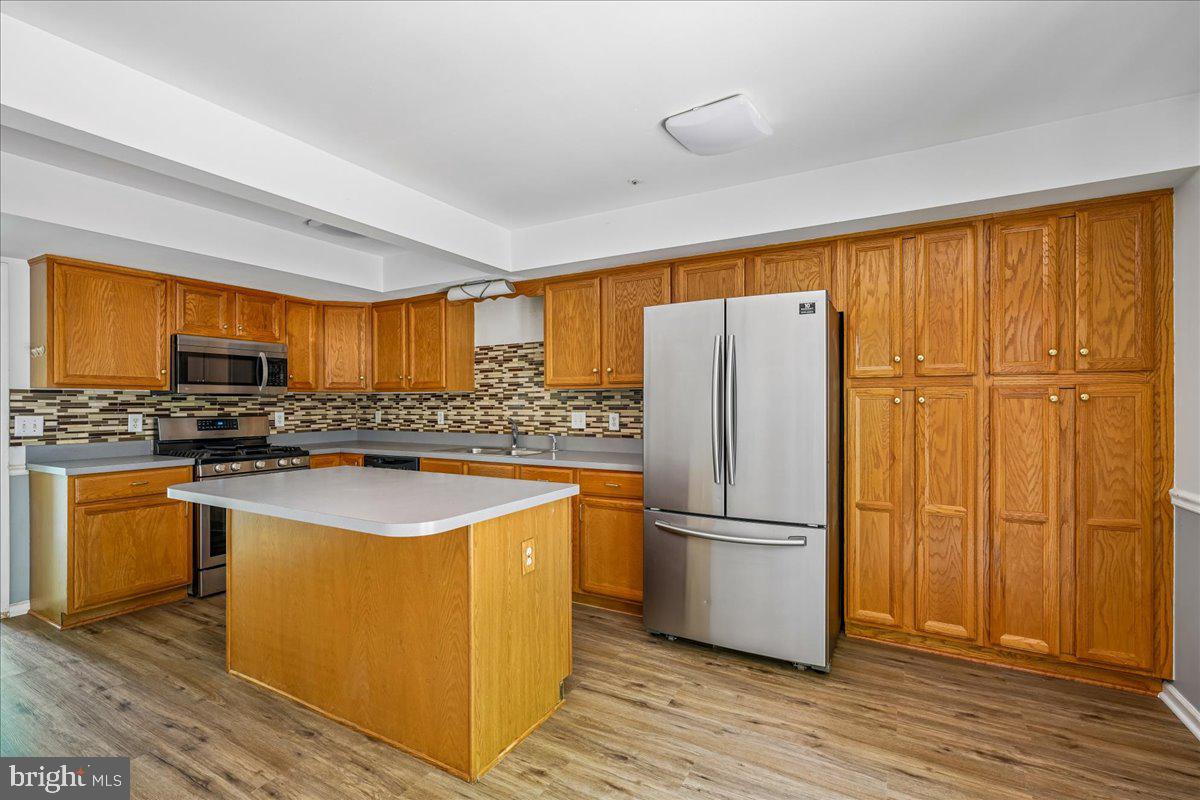 NORTH GATE TOWNE HOMES - Residential