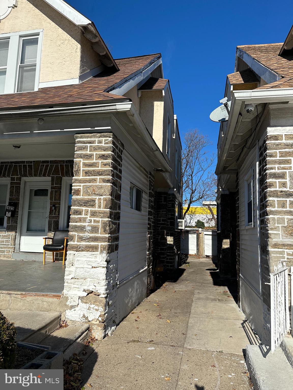 WEST OAK LANE - Residential