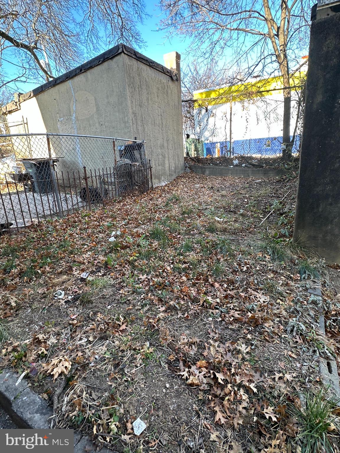 WEST OAK LANE - Residential