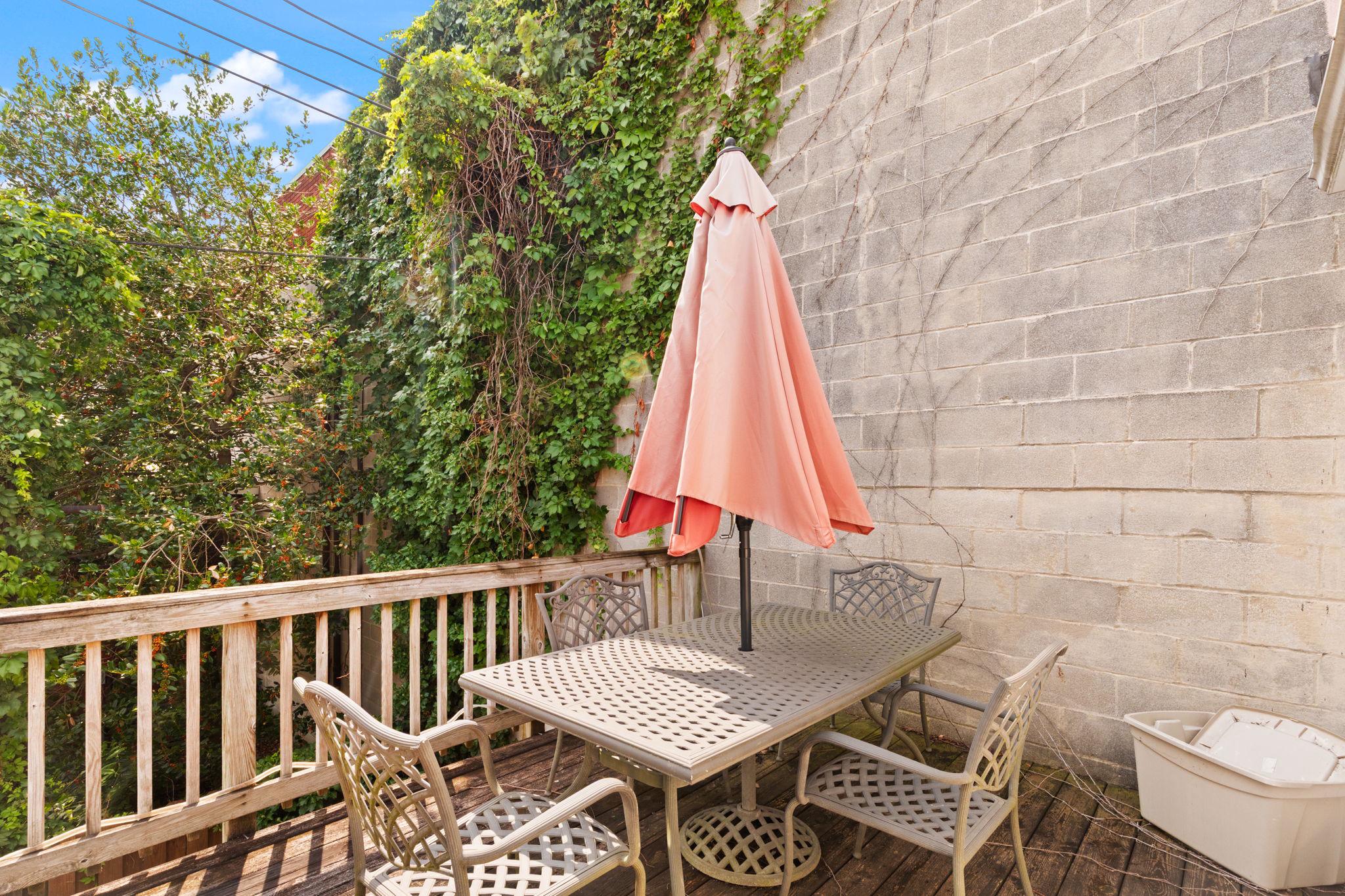 BUTCHERS HILL - Residential
