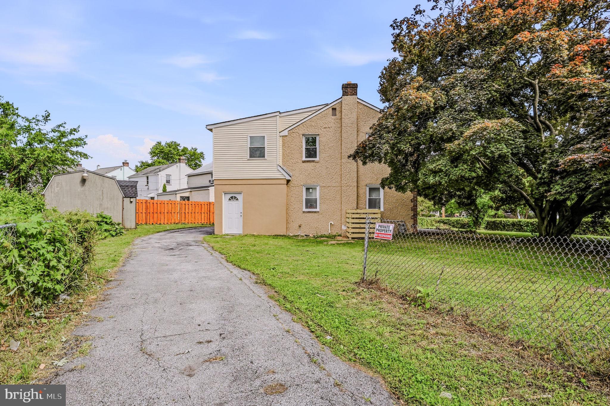 COLLINS PARK - Residential