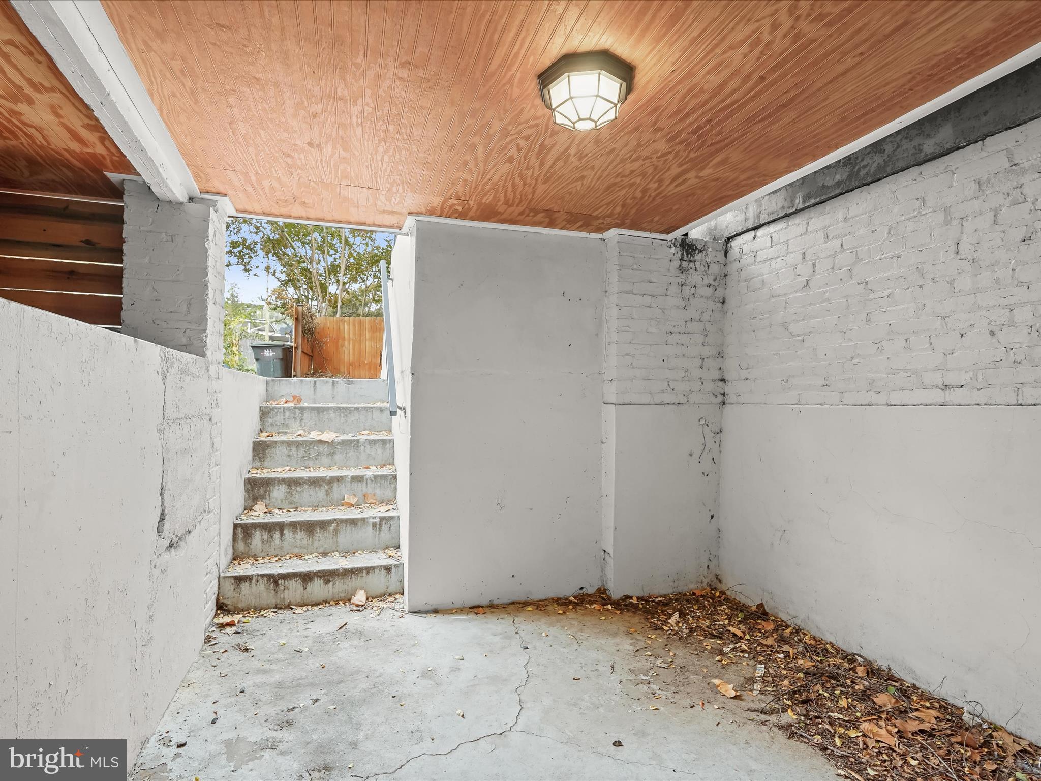 BRIGHTWOOD - Residential