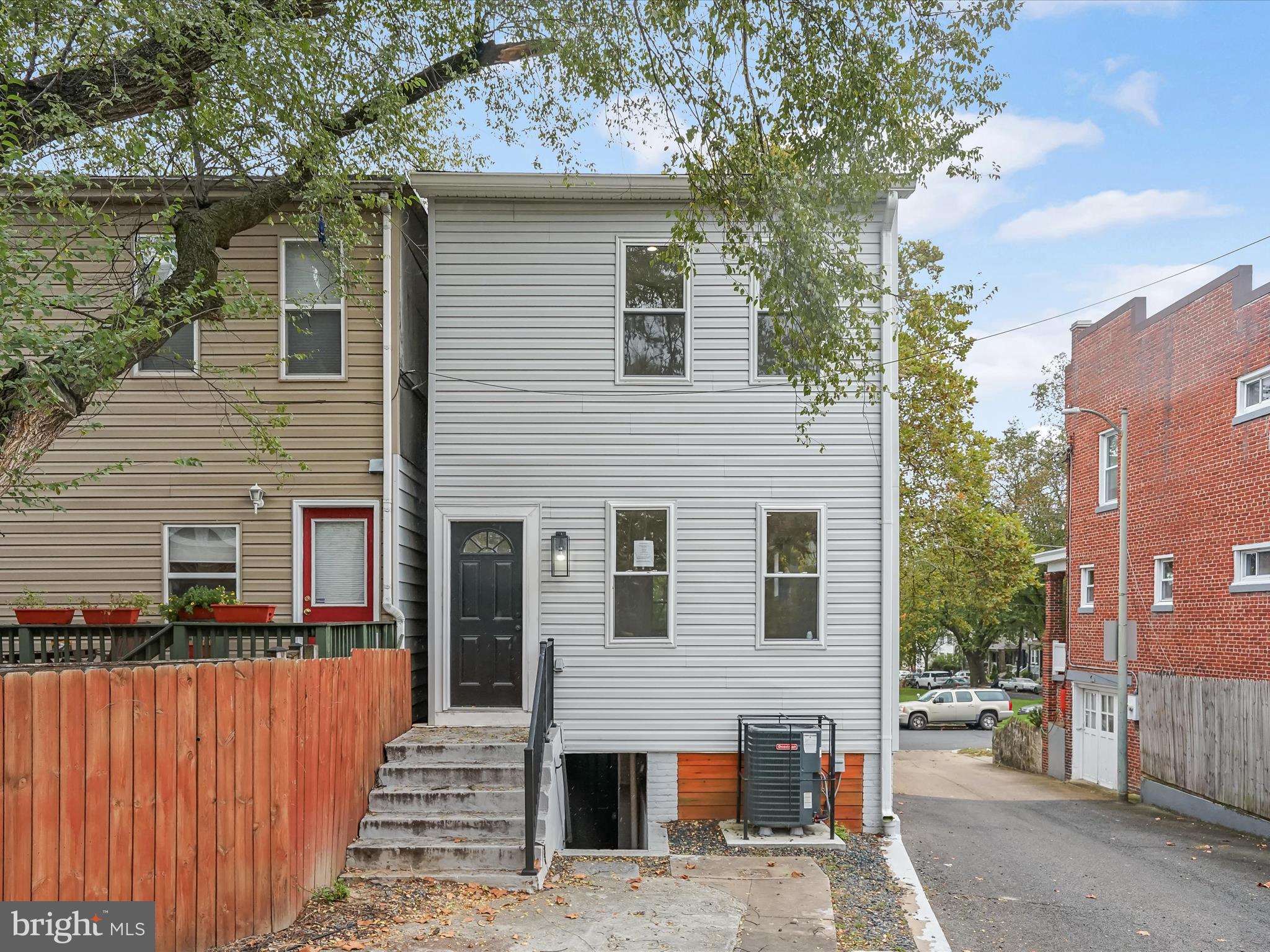 BRIGHTWOOD - Residential