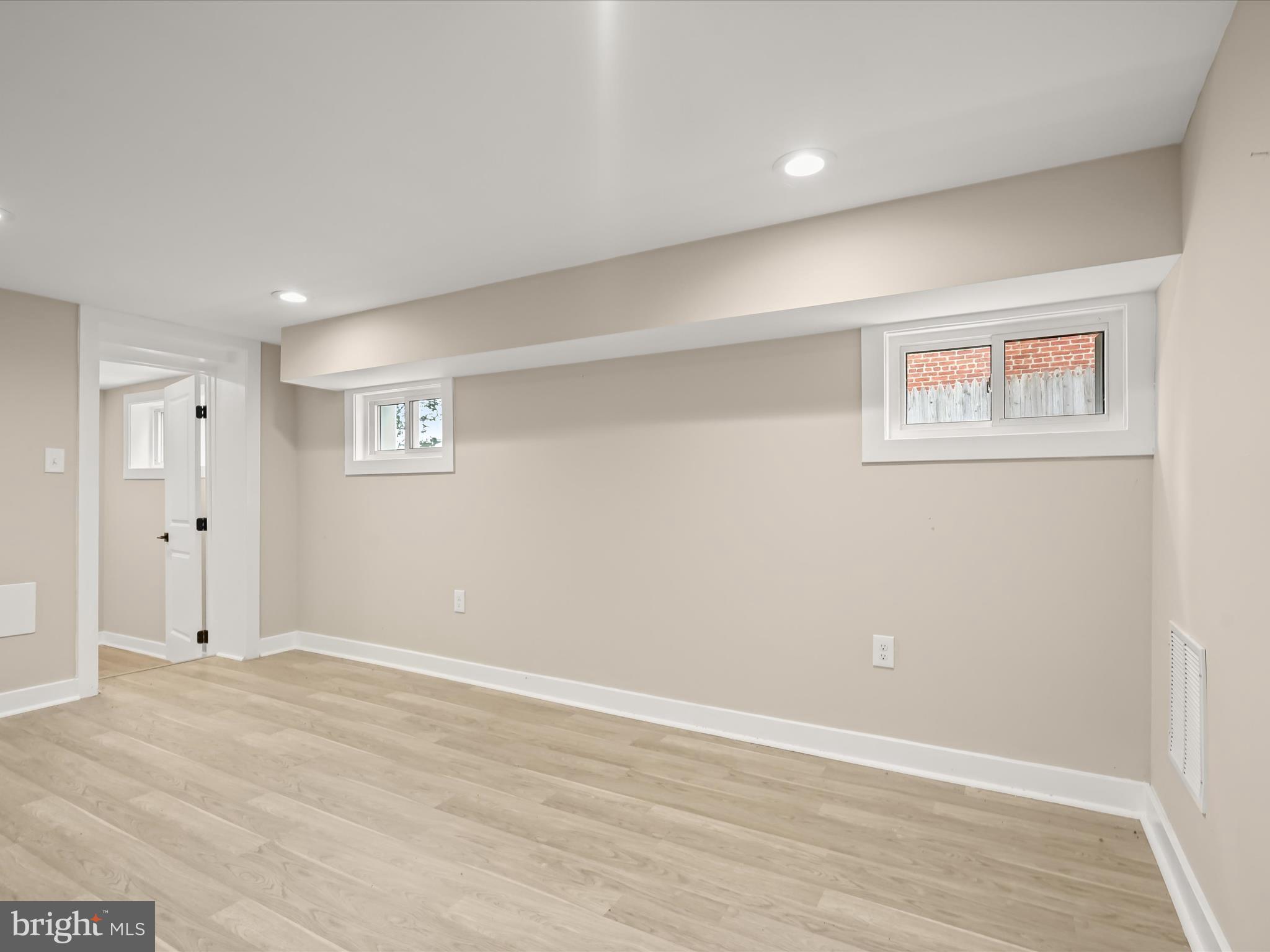 BRIGHTWOOD - Residential