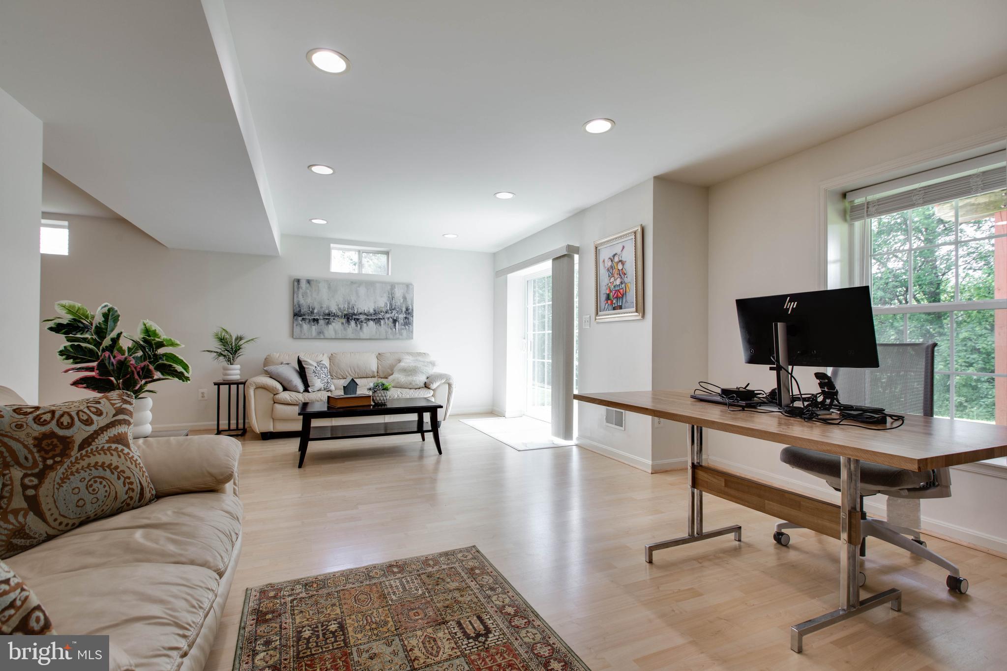 GLEN ARBOR - Residential
