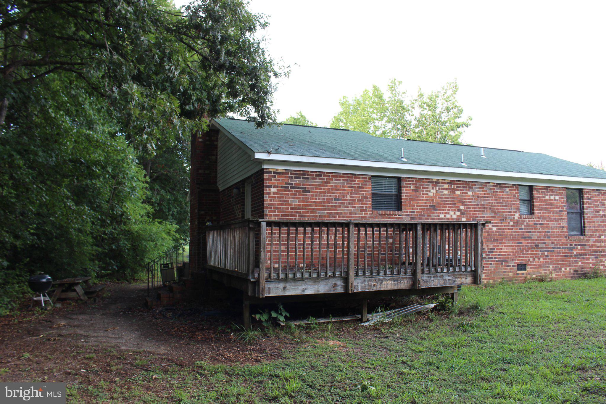 THORNWOOD FARMS - Residential