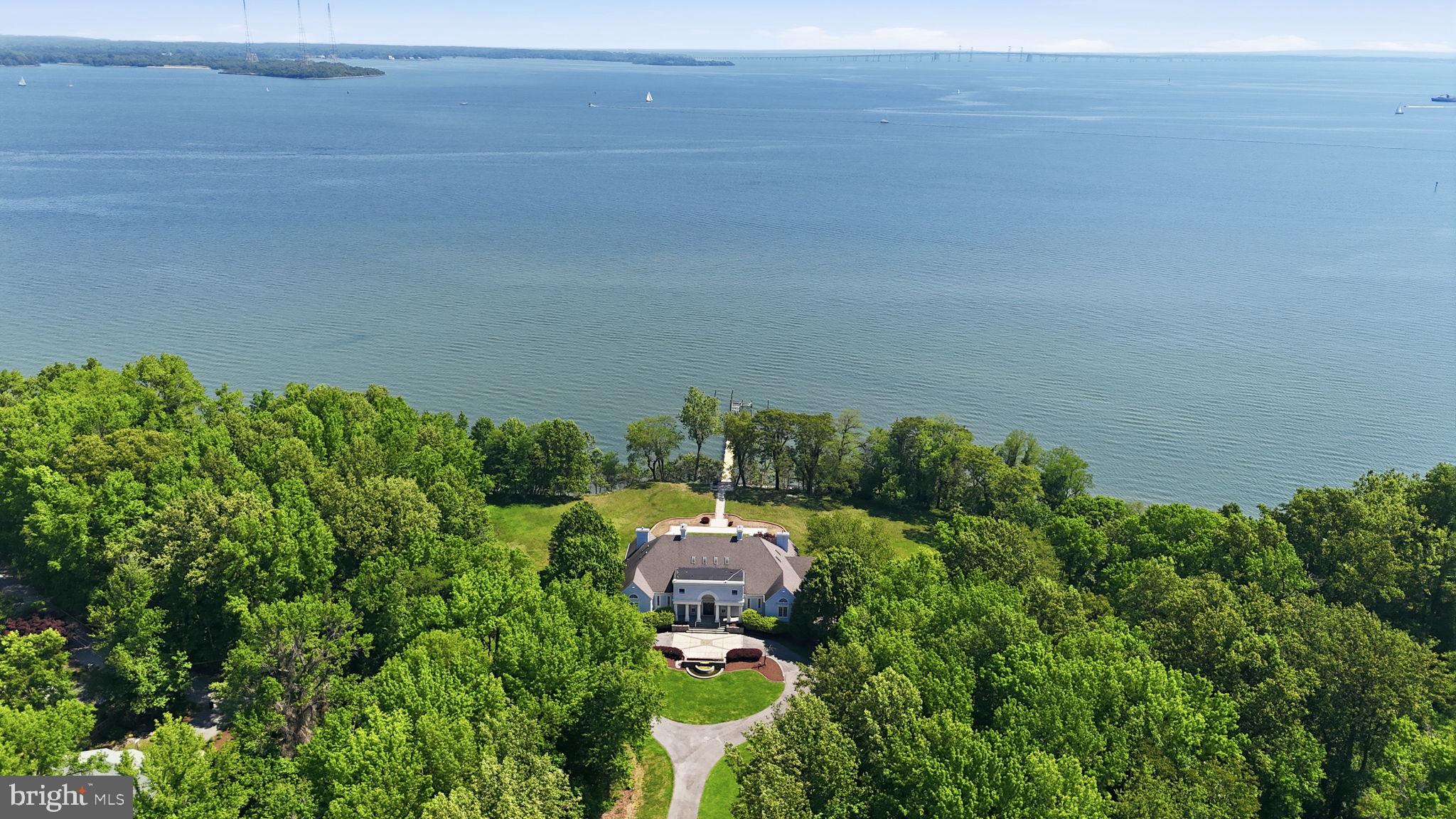 ANNAPOLIS ROADS - Residential