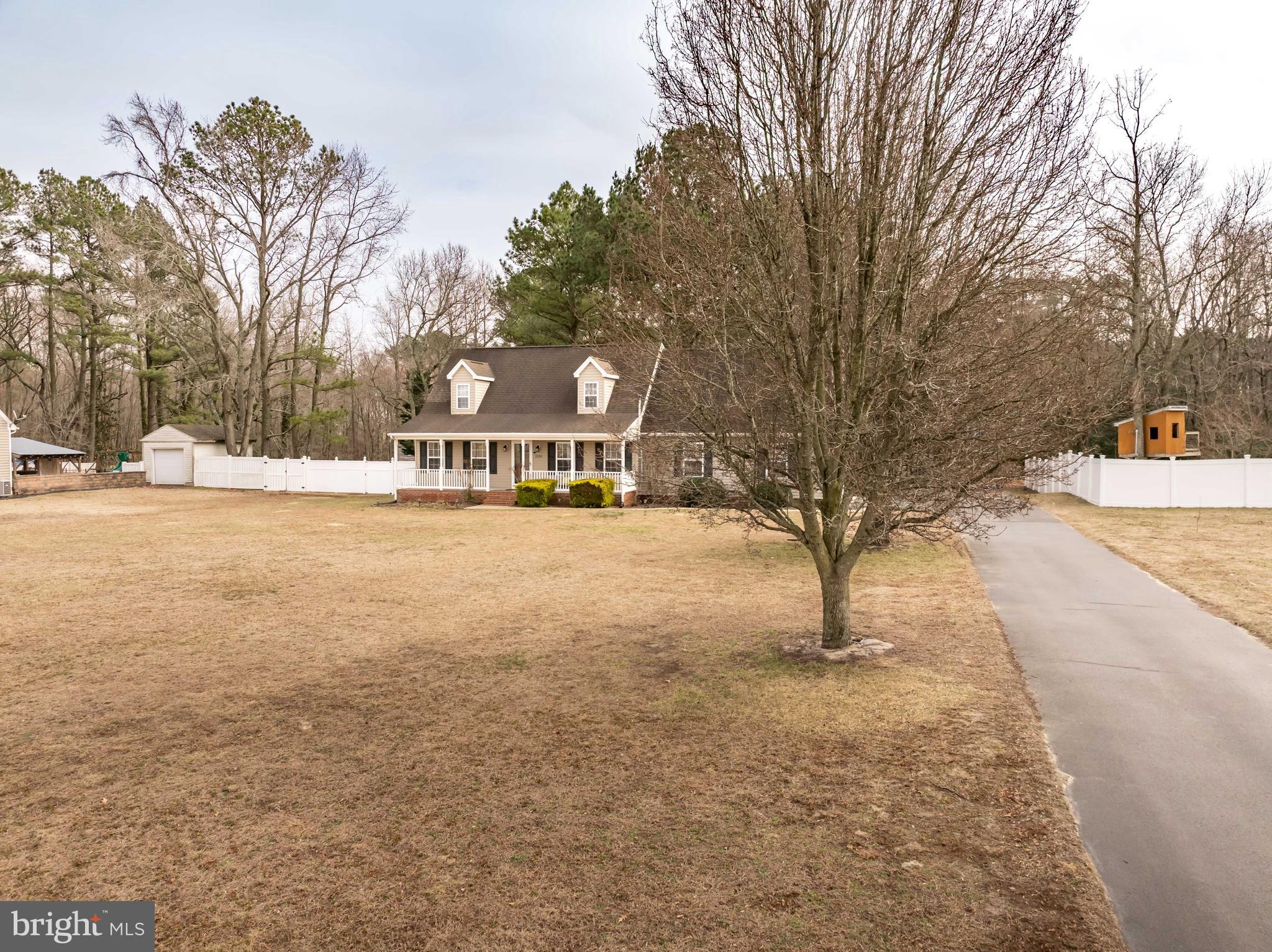 MOCKING BIRD - Residential