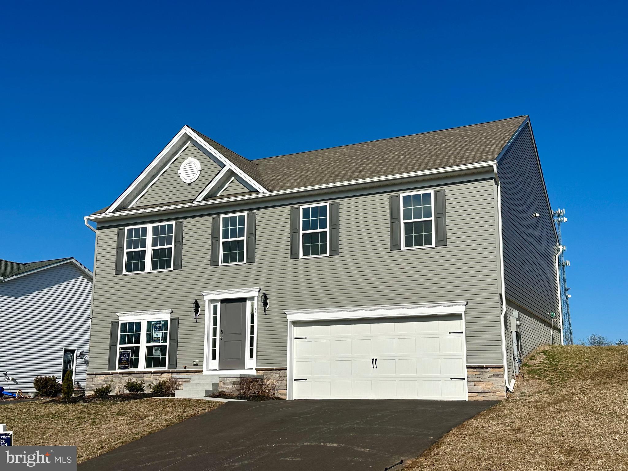 SOUTH HILLS - Residential