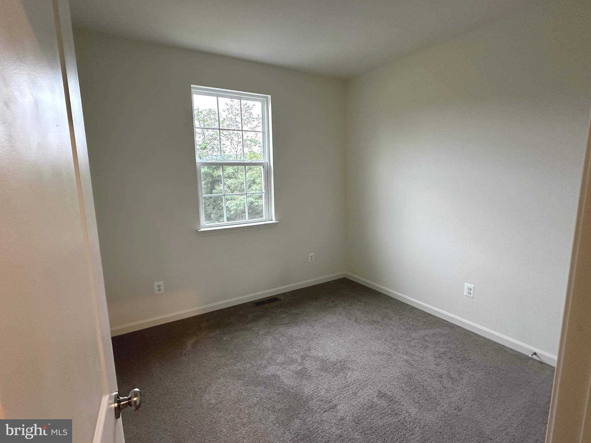 SOUTH HILLS - Residential