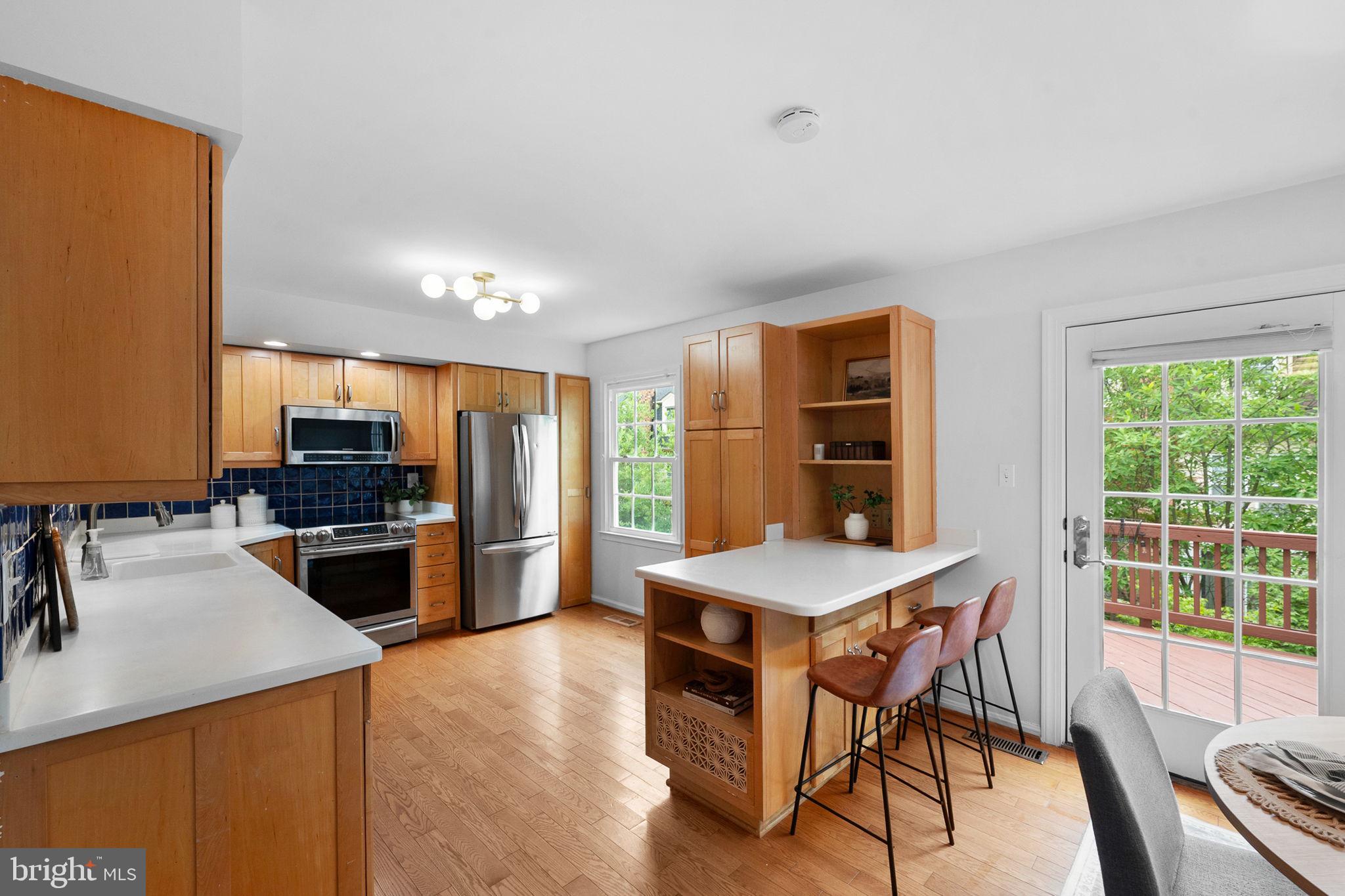 COUNTRY CREEK - Residential
