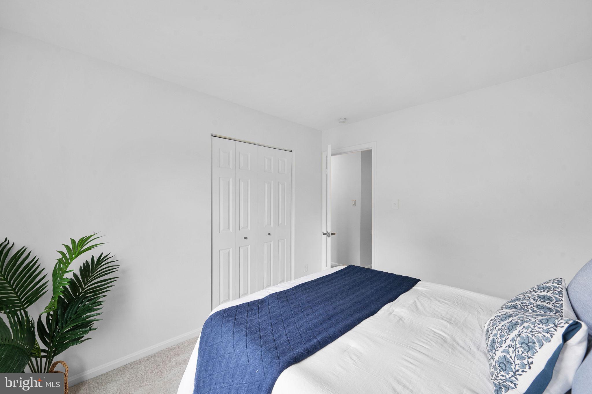 COUNTRY CREEK - Residential