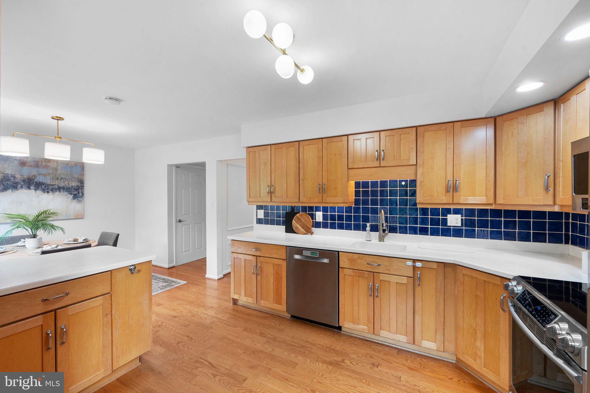 COUNTRY CREEK - Residential