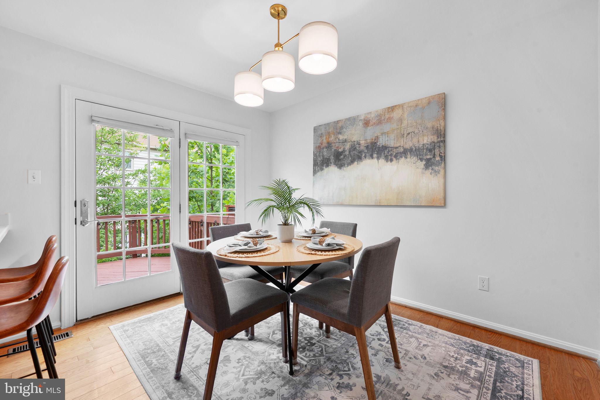 COUNTRY CREEK - Residential