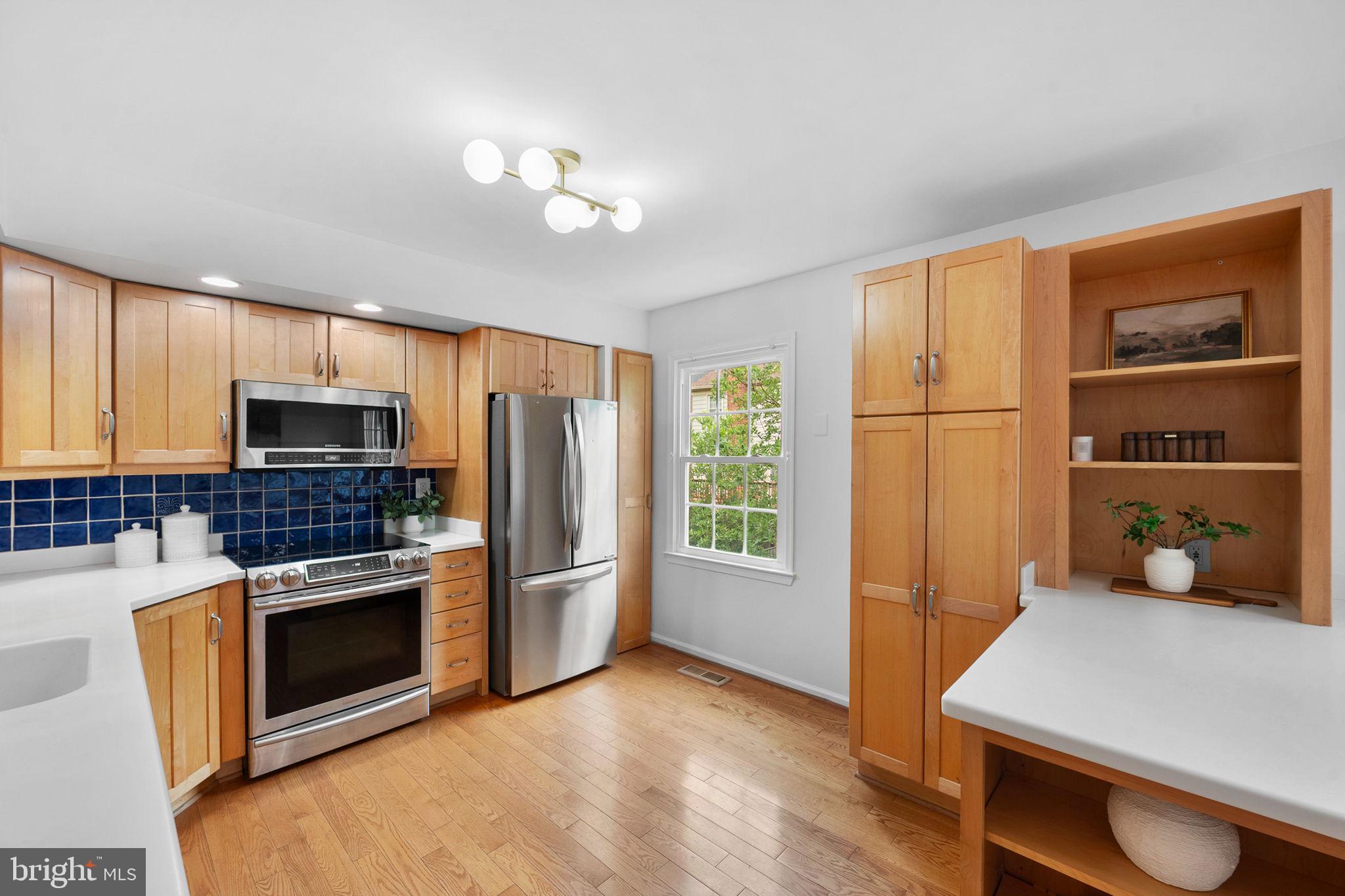 COUNTRY CREEK - Residential