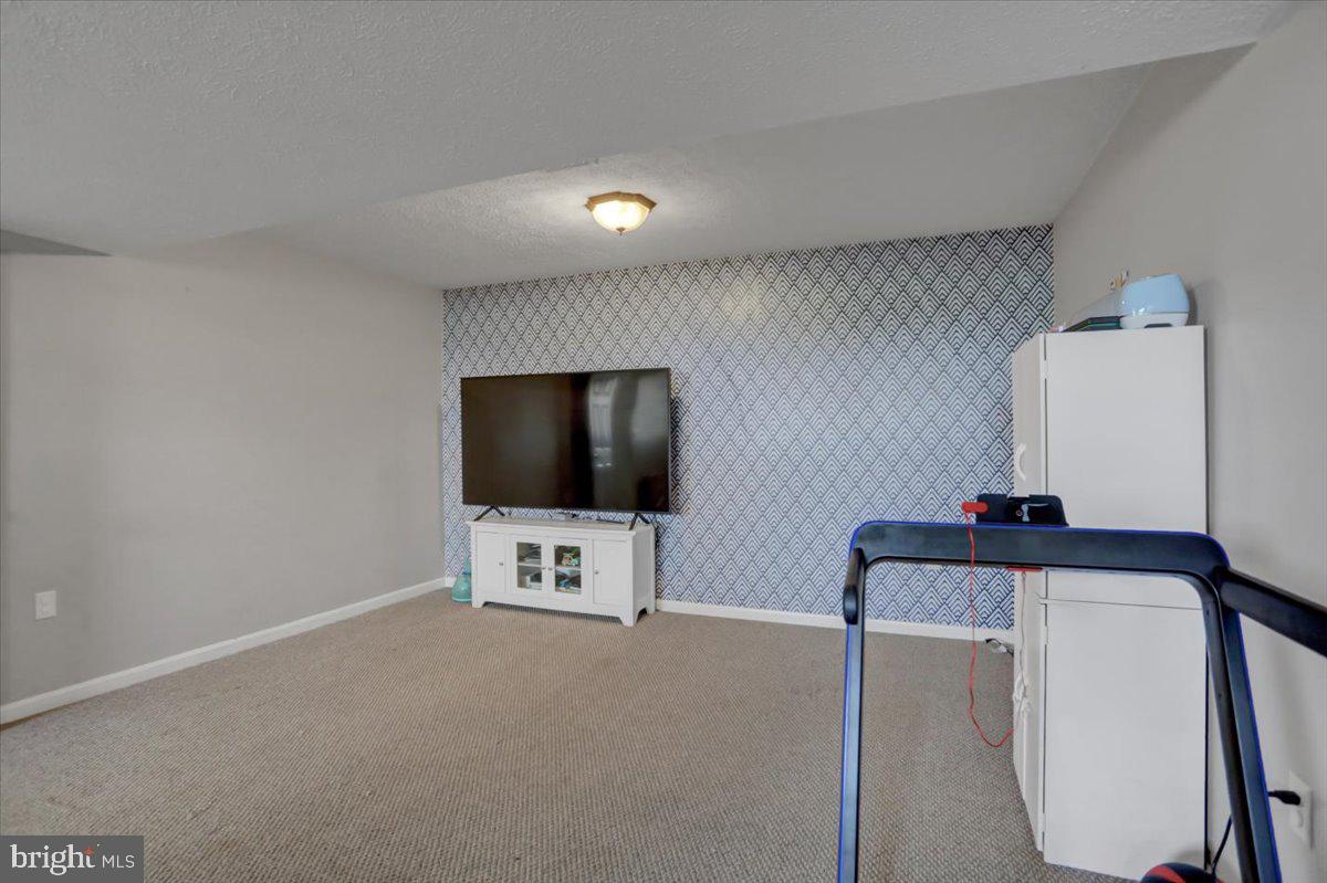 TIMBERLAND ESTATES - Residential